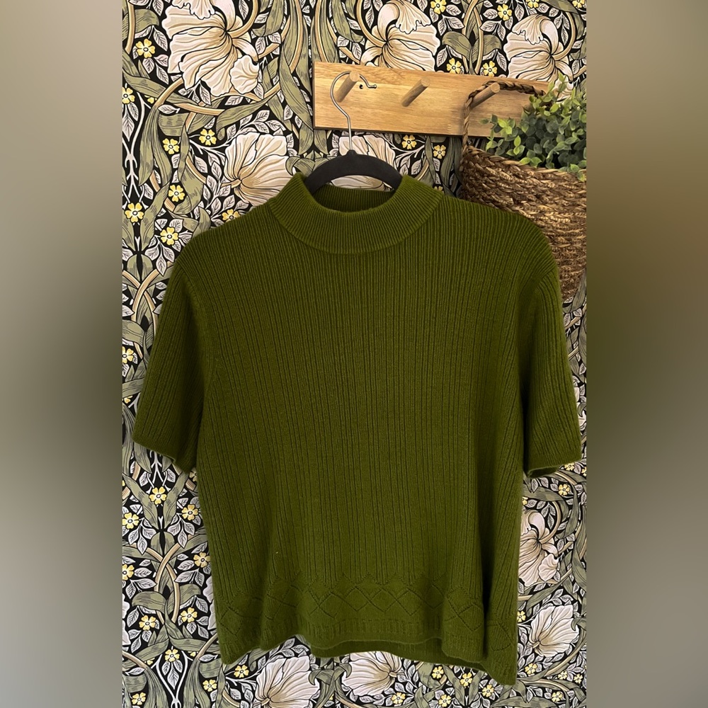 𖤓 Norton sweater